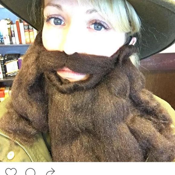 Meet your Posher, Jessica - Picture 1 of 1